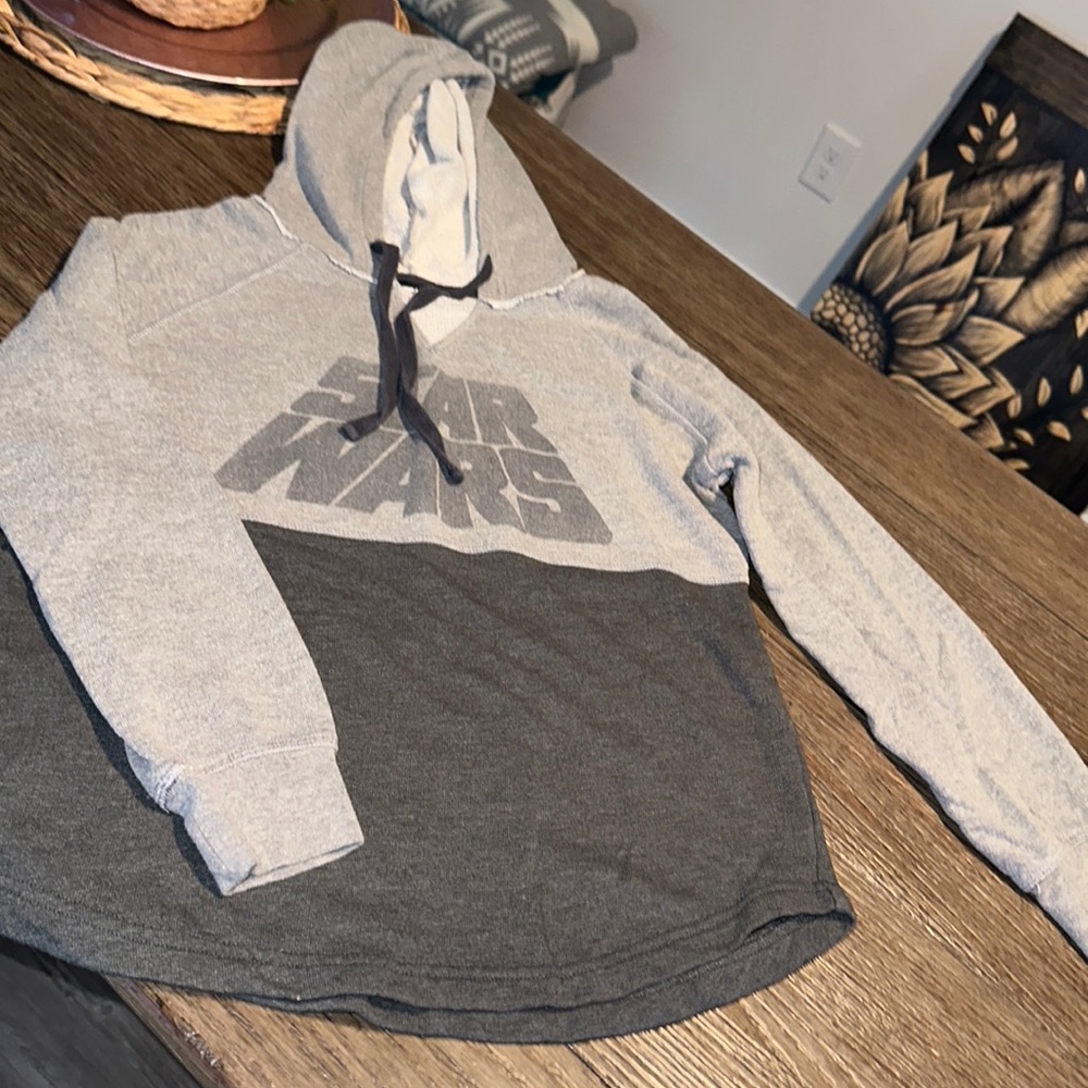 Star Wars sweatshirt with hood